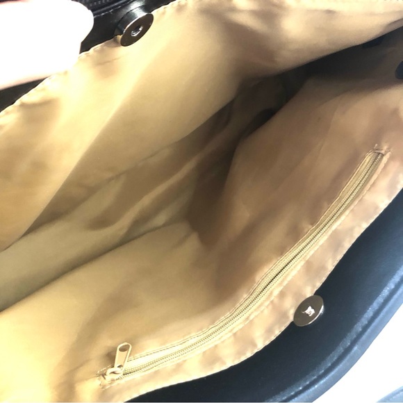 New Aurielle Saffiano & Croco Embossed Leather Tote in Black. Perfect Condition. - Picture 8 of 14